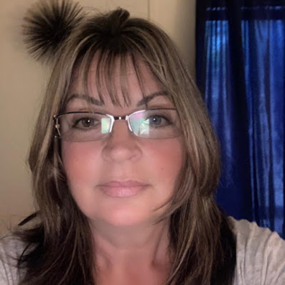 Meet your Posher, Helen